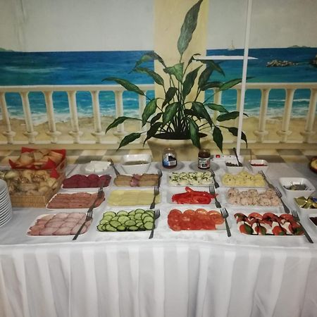 Hotel Dworek Βρότσλαβ Εξωτερικό φωτογραφία