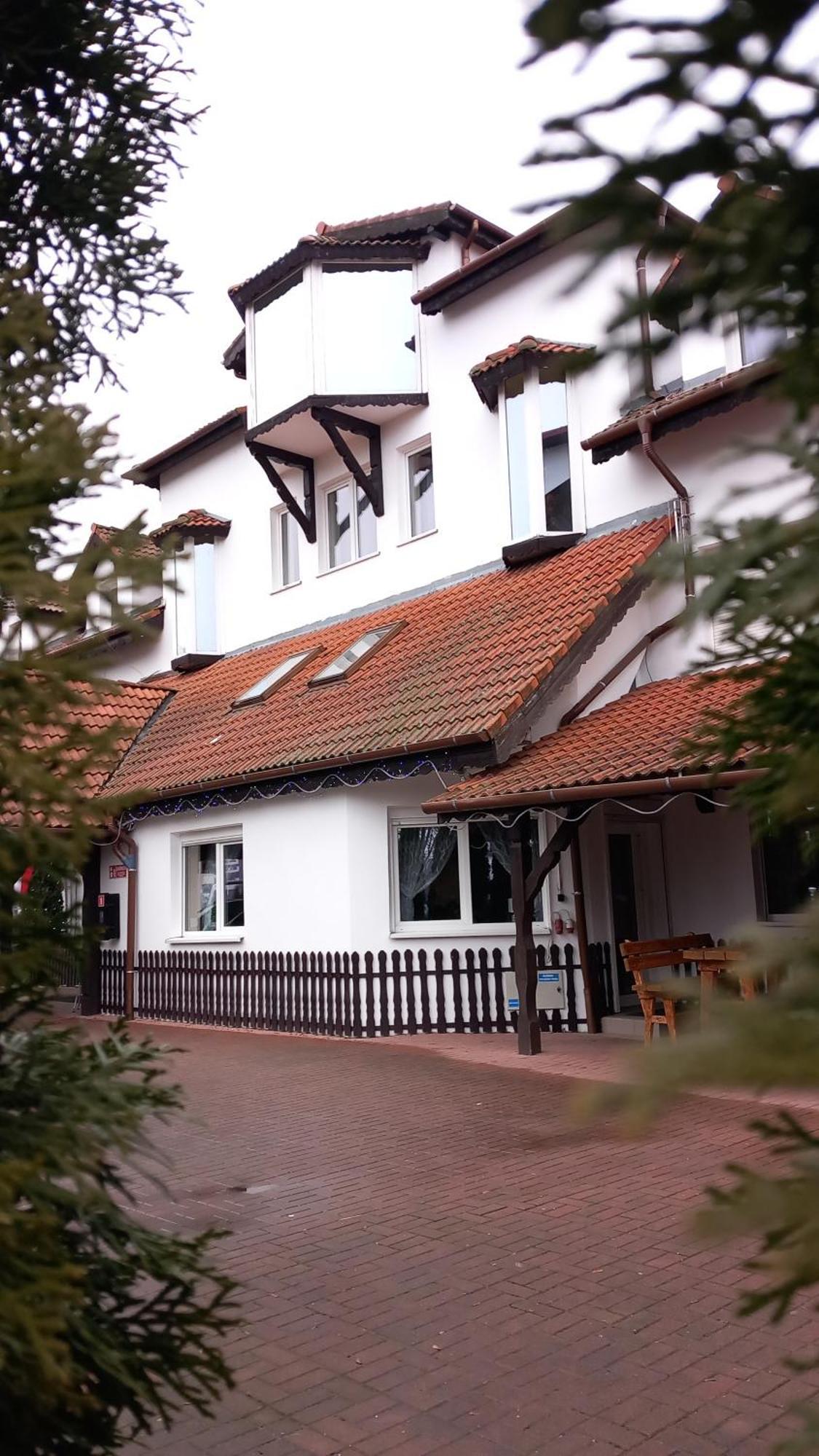 Hotel Dworek Βρότσλαβ Εξωτερικό φωτογραφία